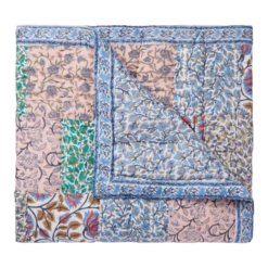 Aizel Twin Multi/Blue Patchwork Cotton Filled Quilt