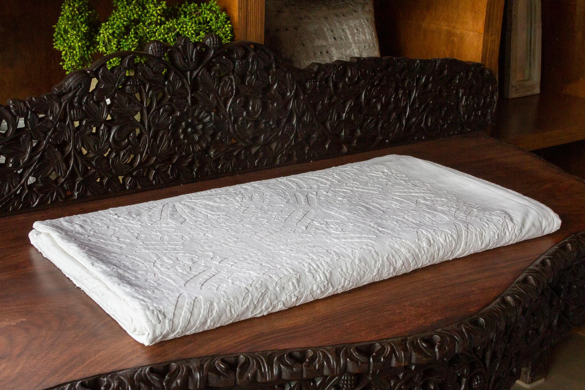 Alabaster Applique Coverlet 8 Alabaster Applique Coverlet - Image 7