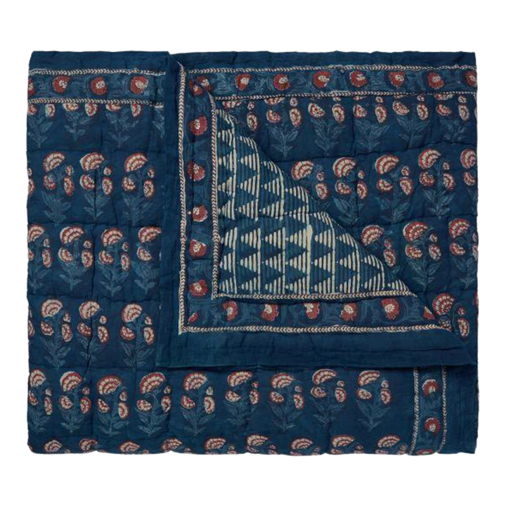 Carnation-Delta Twin Indigo/Brick Red Reversible Quilt 3 Carnation-Delta Twin Indigo/Brick Red Reversible Quilt