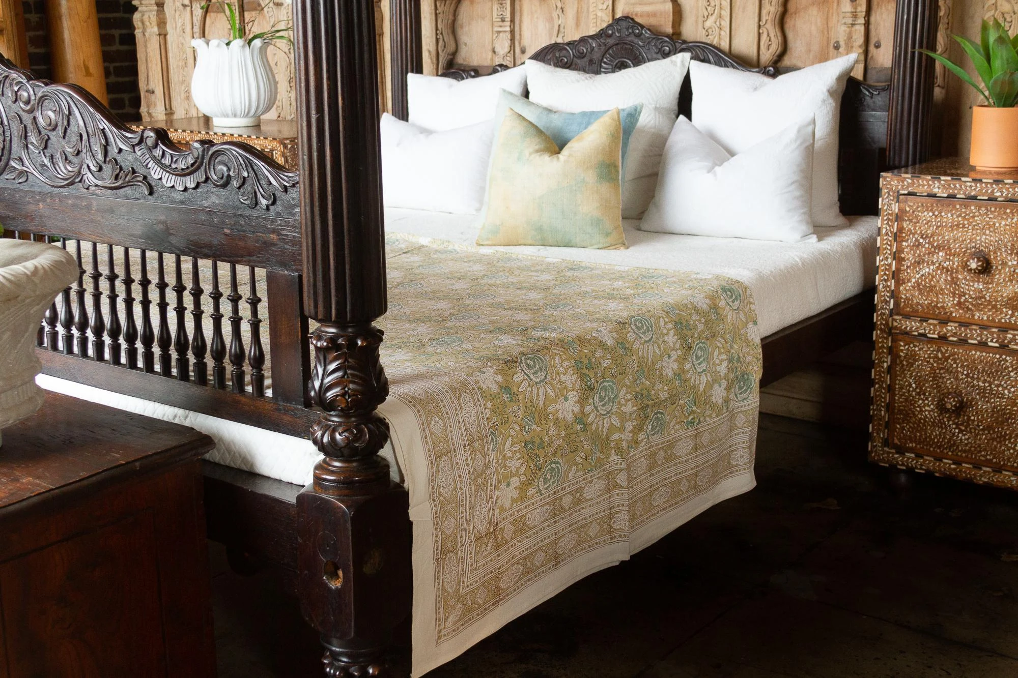 Floral Block Print Cotton Bed Coverlet 4 Floral Block Print Cotton Bed Coverlet - Image 2