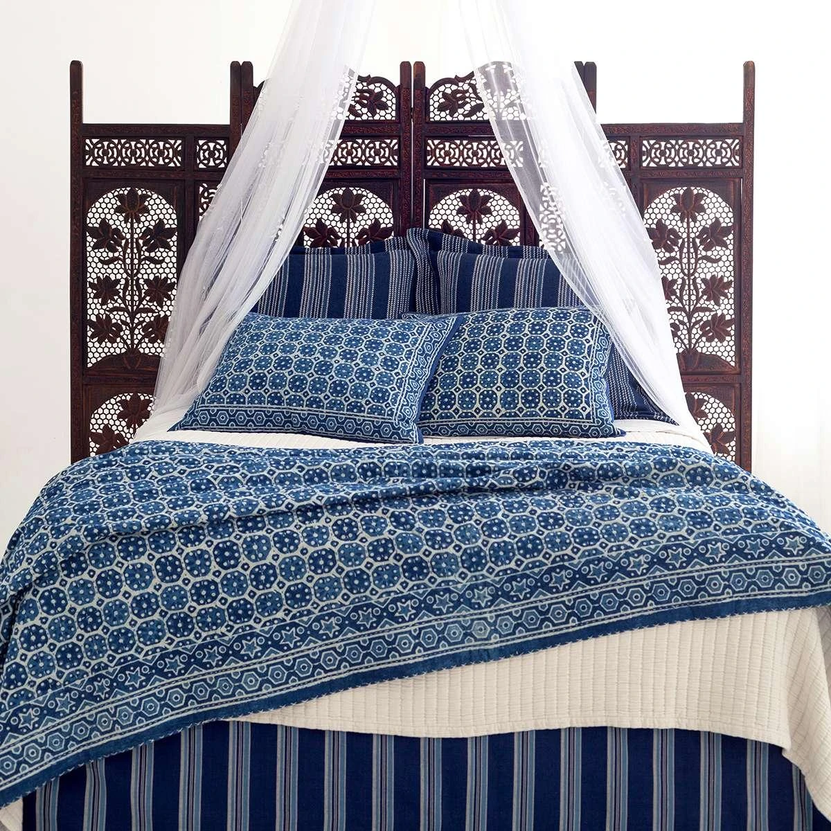 Pine Cone Hill By Annie Selke Boyfriend Ivory Matelasse Coverlet, Twin 5 Pine Cone Hill By Annie Selke Boyfriend Ivory Matelasse Coverlet, Twin - Image 3