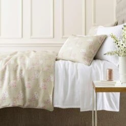 Pine Cone Hill By Annie Selke Boyfriend White Matelasse Coverlet, Queen -Coco & Wolf Shop pine cone hill by annie selke boyfriend white matelasse coverlet queen 9689