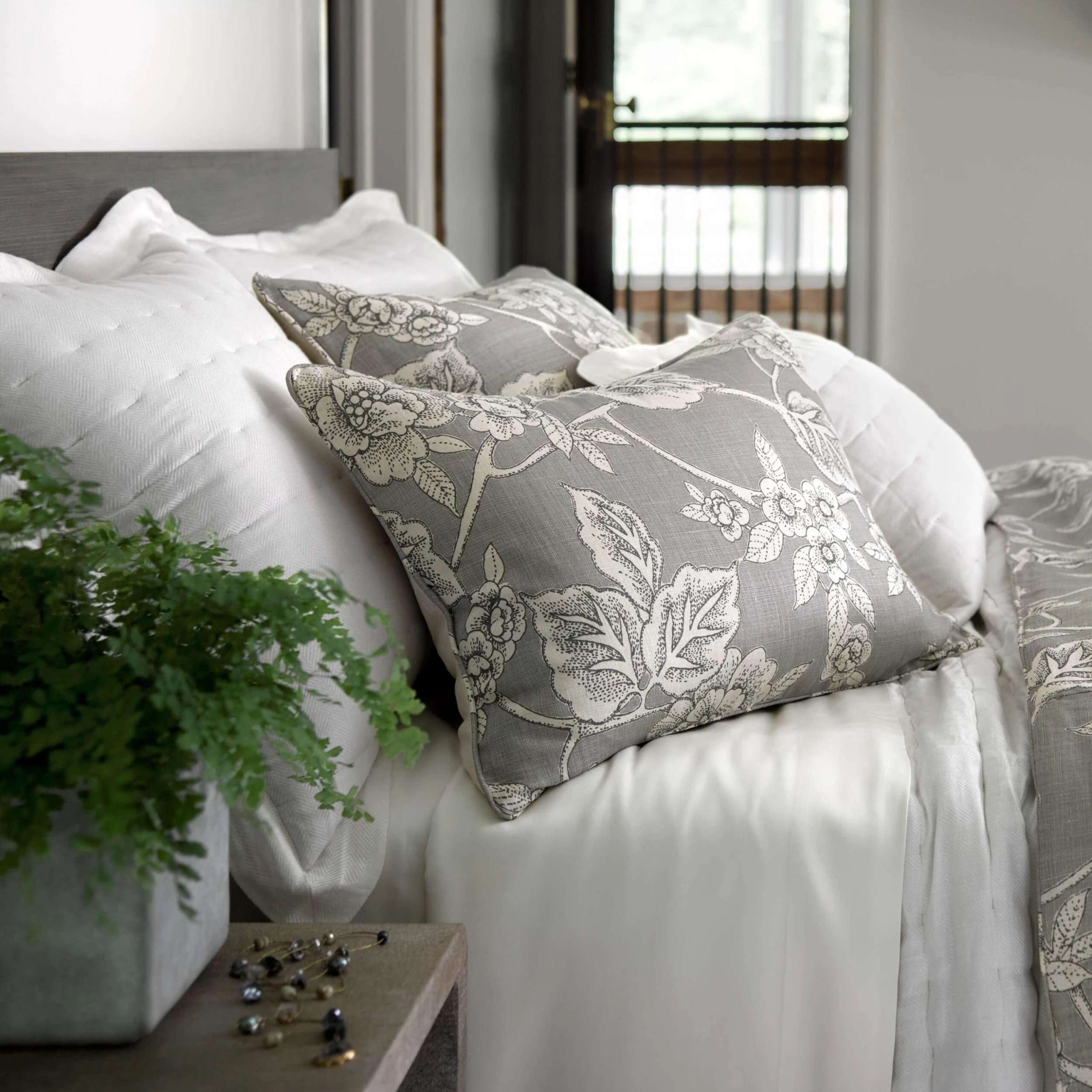 Pine Cone Hill By Annie Selke Brussels Ivory Quilt, Full/Queen 7 Pine Cone Hill By Annie Selke Brussels Ivory Quilt, Full/Queen - Image 5