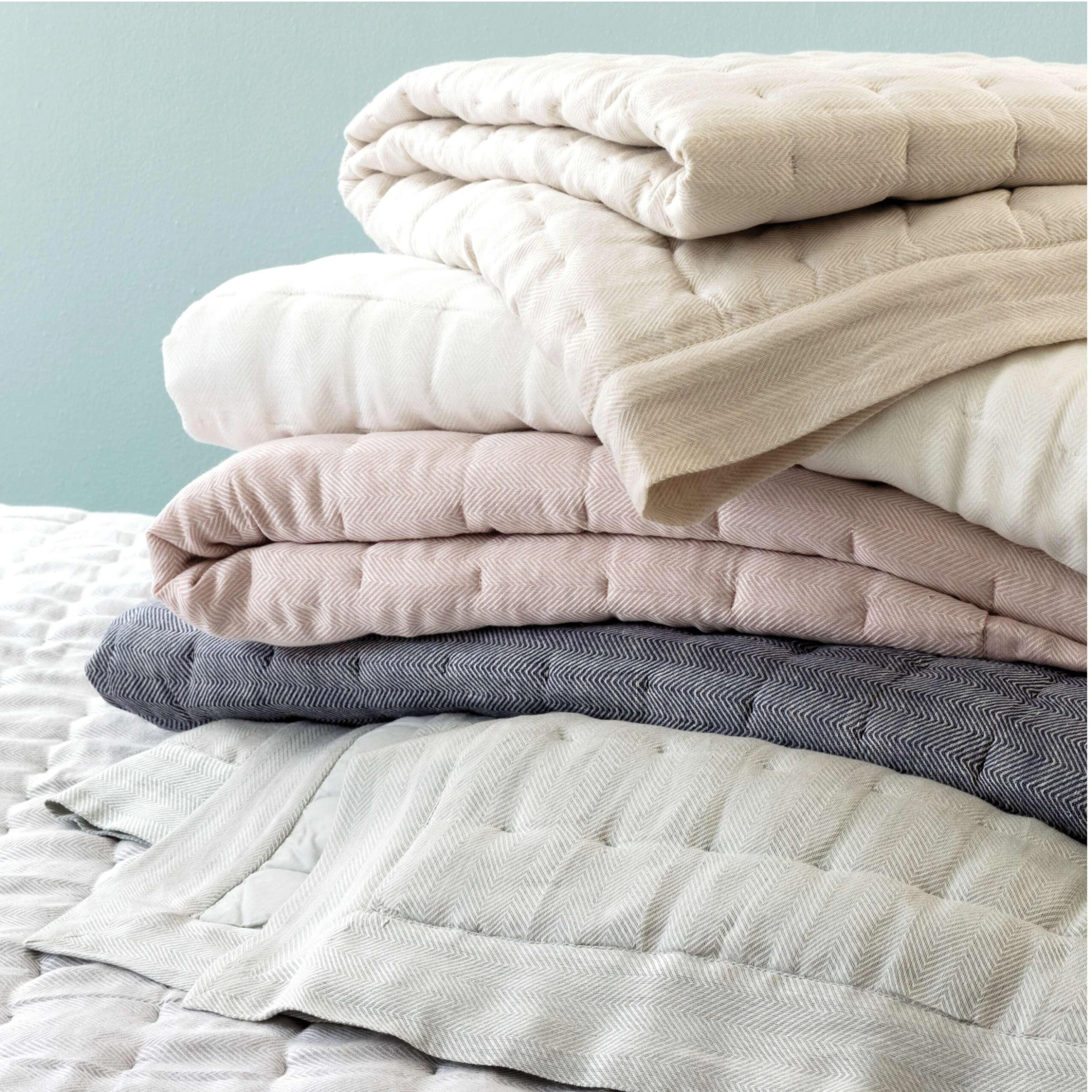 Pine Cone Hill By Annie Selke Brussels Ivory Quilt, Full/Queen 4 Pine Cone Hill By Annie Selke Brussels Ivory Quilt, Full/Queen - Image 2