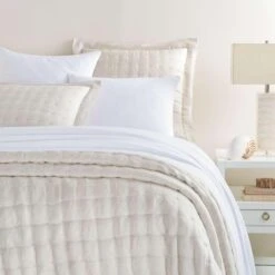 Pine Cone Hill By Annie Selke Brussels Natural Quilt, Full/Queen