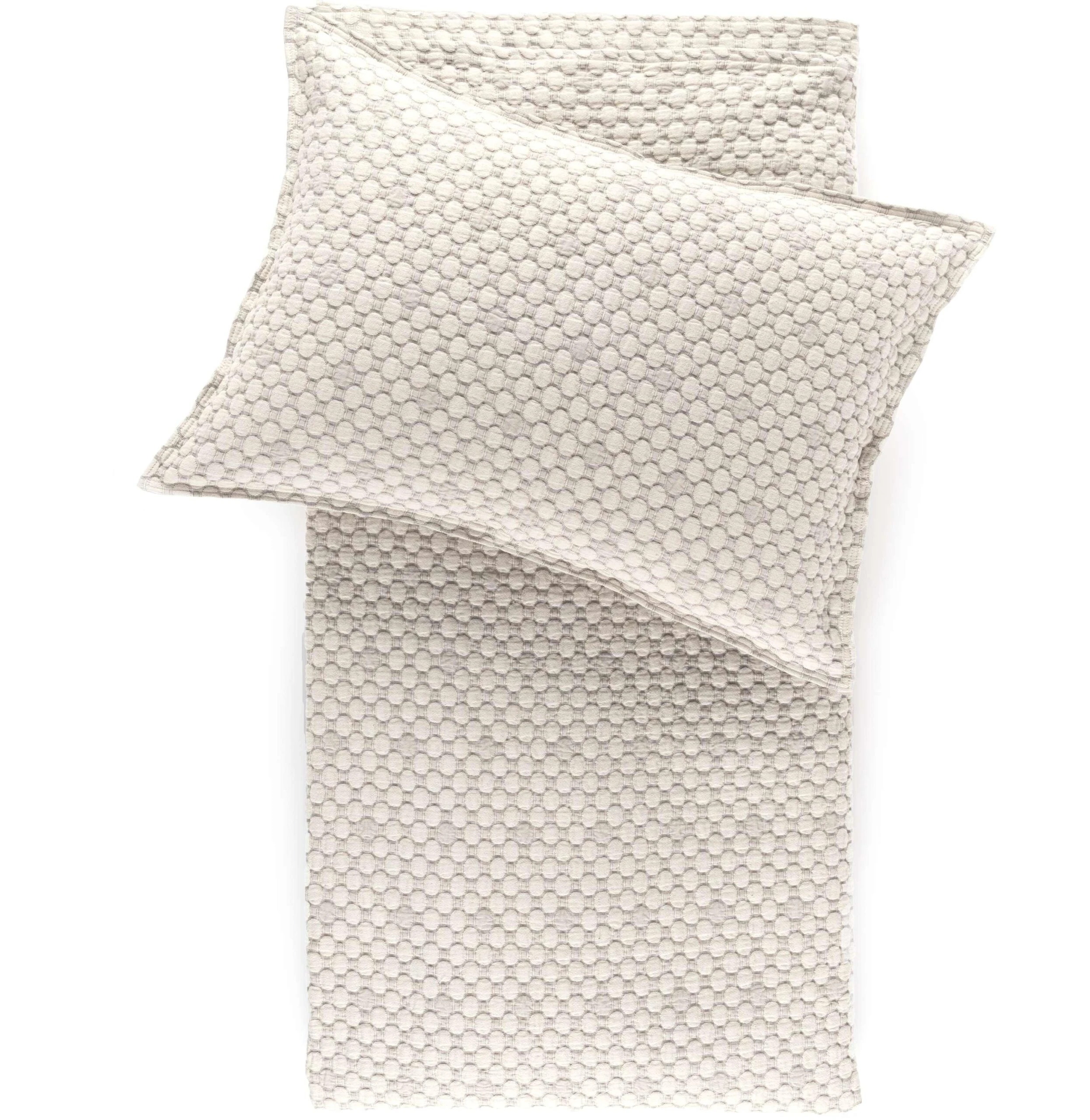 Pine Cone Hill By Annie Selke Lodi Silver Matelasse Coverlet, Queen 4 Pine Cone Hill By Annie Selke Lodi Silver Matelasse Coverlet, Queen - Image 2